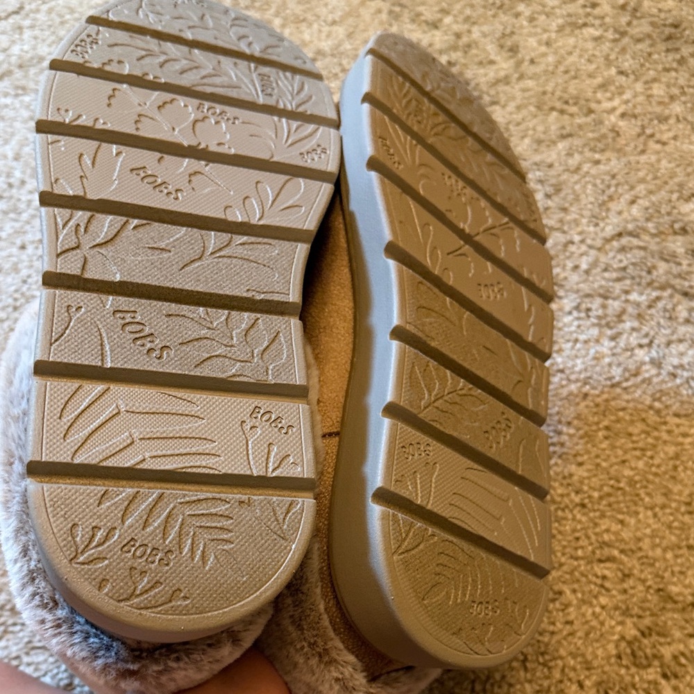 BOBS from Skechers Brown Faux Fur Lined Slip-On Slippers - Picture 3 of 3